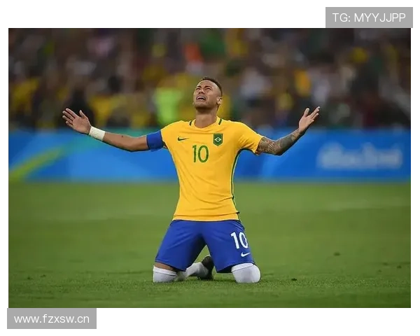 内马尔国家队与俱乐部核心地位建立路径对比