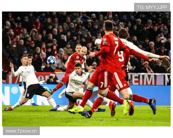 拉菲尼亚 vs 罗本:左脚内切进攻效率与战术角色对比 拉菲尼亚 vs 罗本:左脚内切进攻效率与战术角色对比